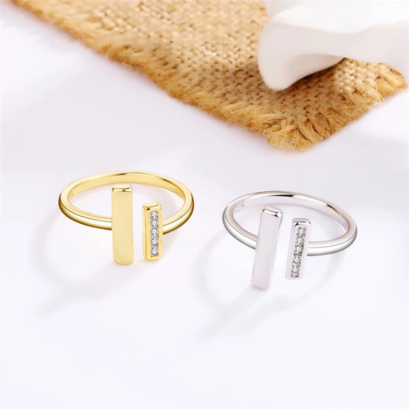 

Sole Memory Natural Shiny Zircon Letter T Cool INS 925 Sterling Silver Female Resizable Opening Rings RI1181