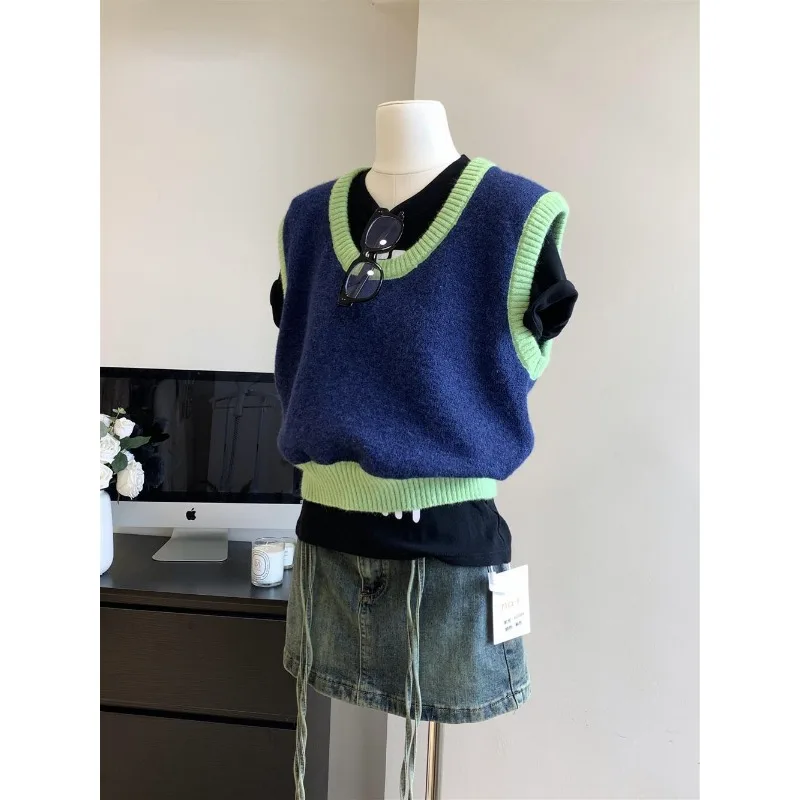 

Korean Contrasting Color Pullover Loose Knitted Sweater Women Autumn Winter Design U-neck Short Vest Waistcoat