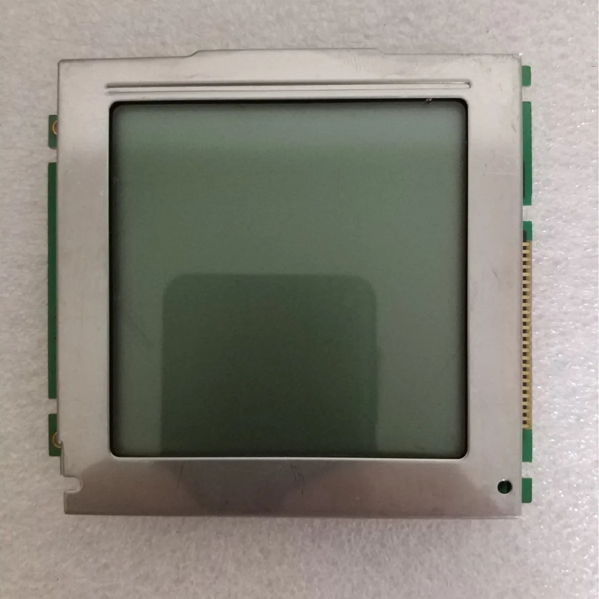 

DMF5008N-S ЖК-экран