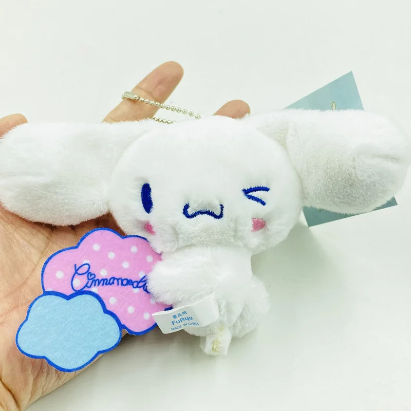 Sanrio-llaveros de Peluche de la serie Cinnamoroll Cloud para niños, llaveros colgantes de 9cm, juguetes de decoración para bolsos, llavero Kawaii, muñeca de Peluche, regalos encantadores