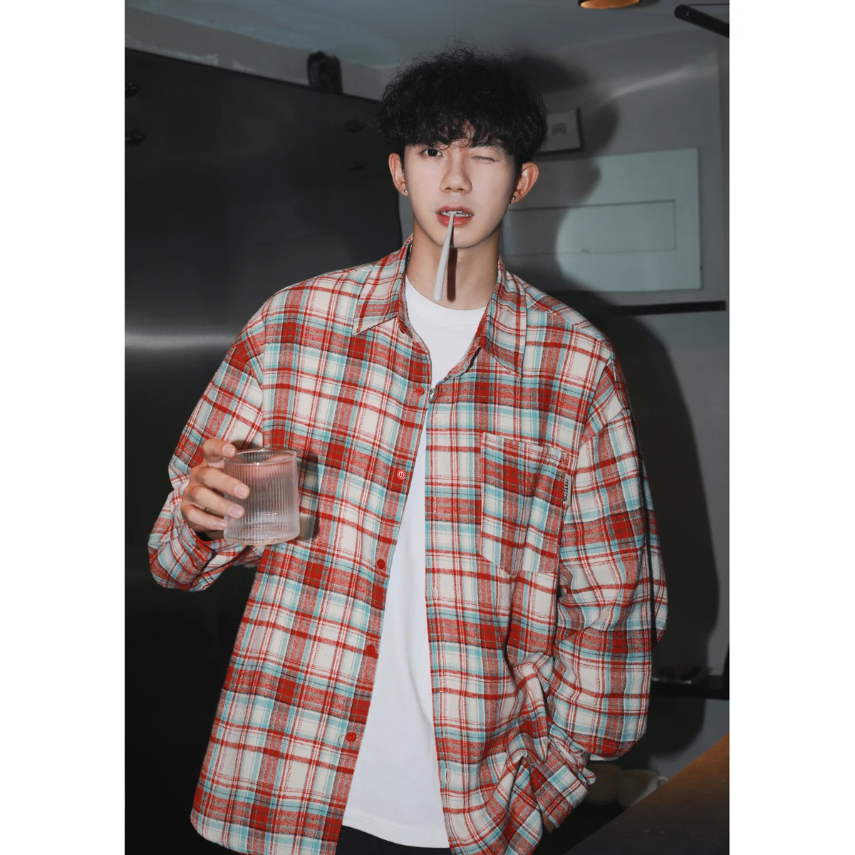 (Camera) Fall 2024 new 3 classic plaid casual loose shirt