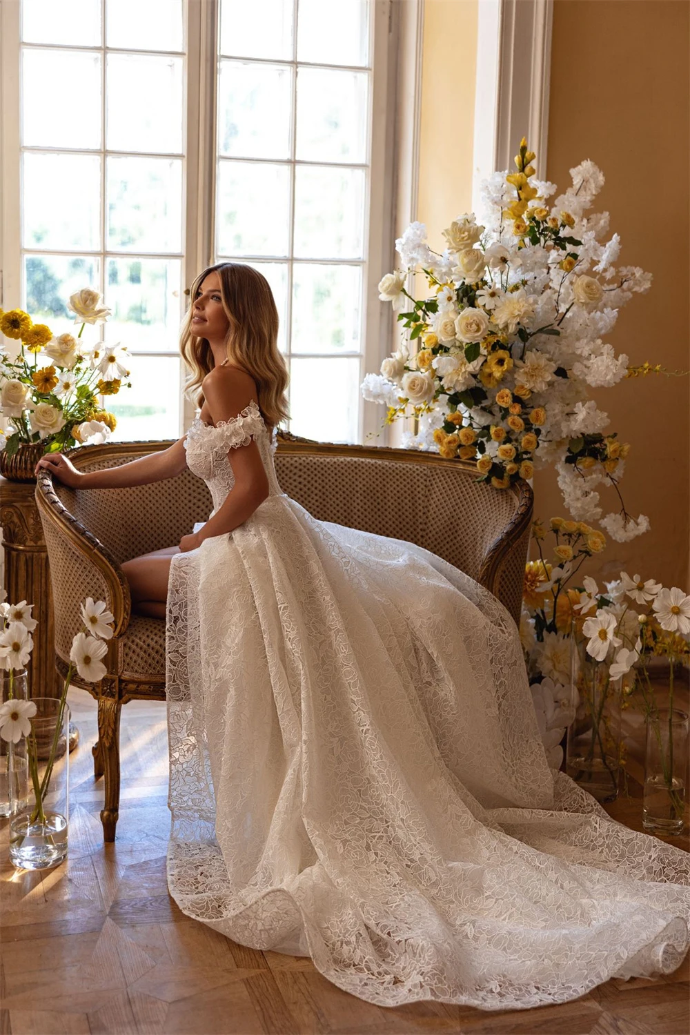Customized Newest Designs Lace Small Sleeve Wedding Gown A-Line Backless Zipper Bridal Gowns Evening Dress vestidos de novia