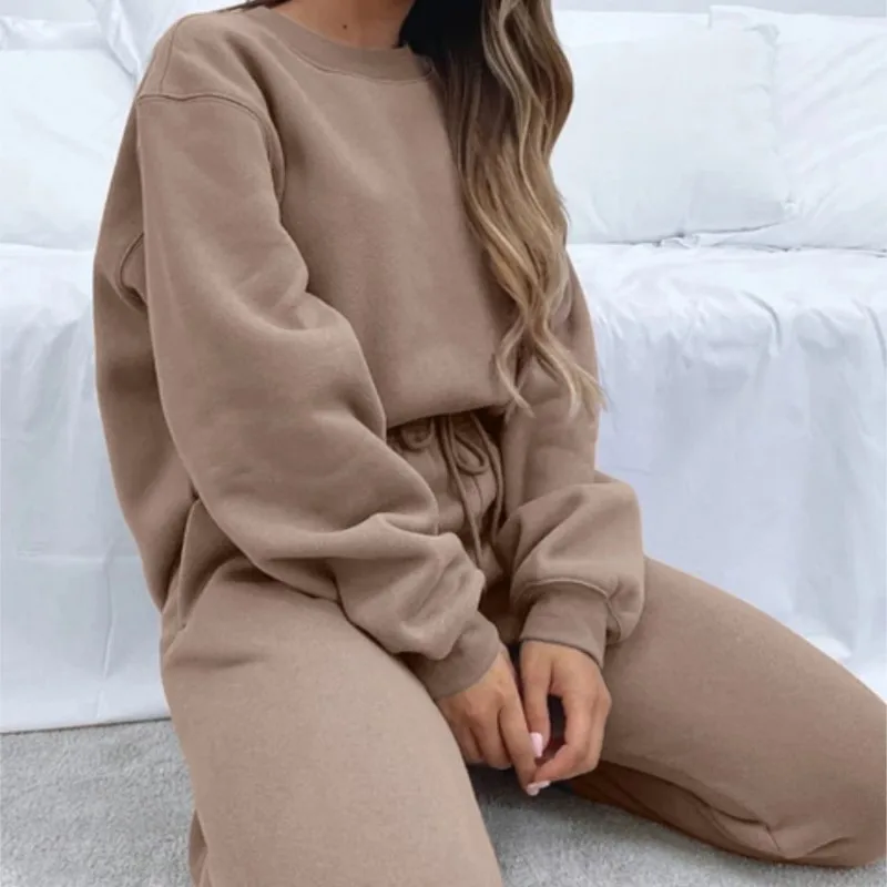 

2025 Autumn/Winter Women's Solid Color Round Neck Sweater Set Long Sleeve & Trousers for Cozy & Stylish Outfits