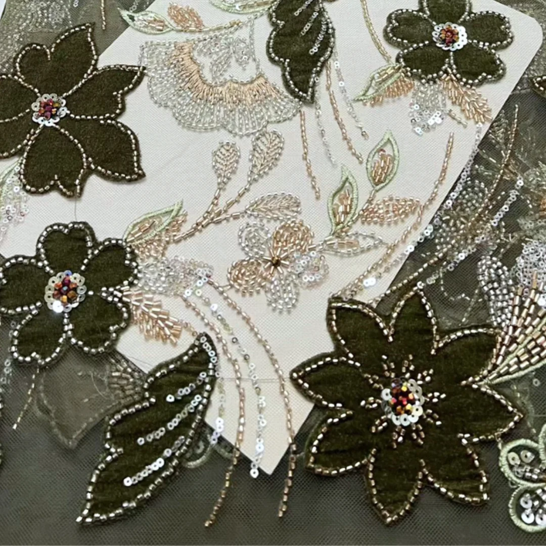 

Высококачественная дубайская африканская бархатная кружевная ткань с аппликацией, пайетками, бисером, вышивкой, сетчатым тюлем для свадебных и праздничных платьев, для шитья