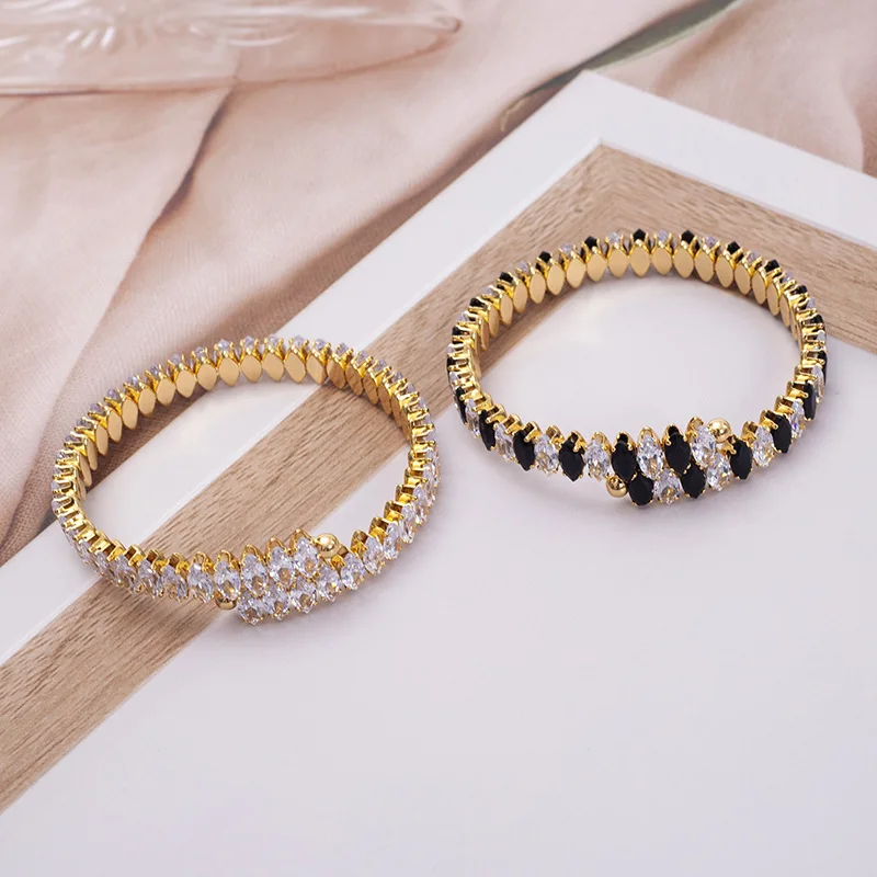 New Stainless Steel Geometric Zircon Bracelet Fashion Opening Adjustable Titanium Steel Women\'s Bracelet
