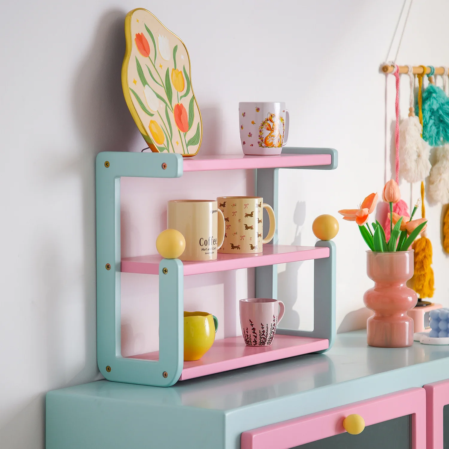 Dopamine color matching coffee cup mug storage rack makeup table perfume lipstick storage rack soft decoration