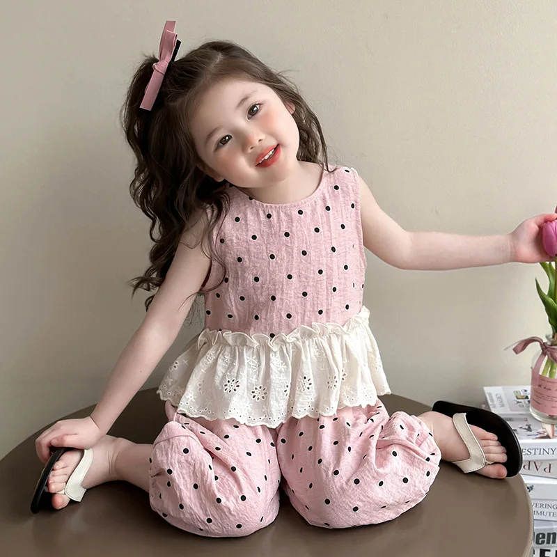 Korean girls' polka dot lace outfit2026New stylish two-piece summer outfit for children, popular online, available for dropshipp