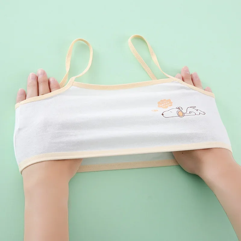 Snoopy ชุดชั้นใน Camisole น่ารักนักเรียนสาวในวัยเด็ก Development Period การ์ตูนนุ่มผ้าฝ้ายฤดูร้อน Breathable เสื้อกั๊กใหม่