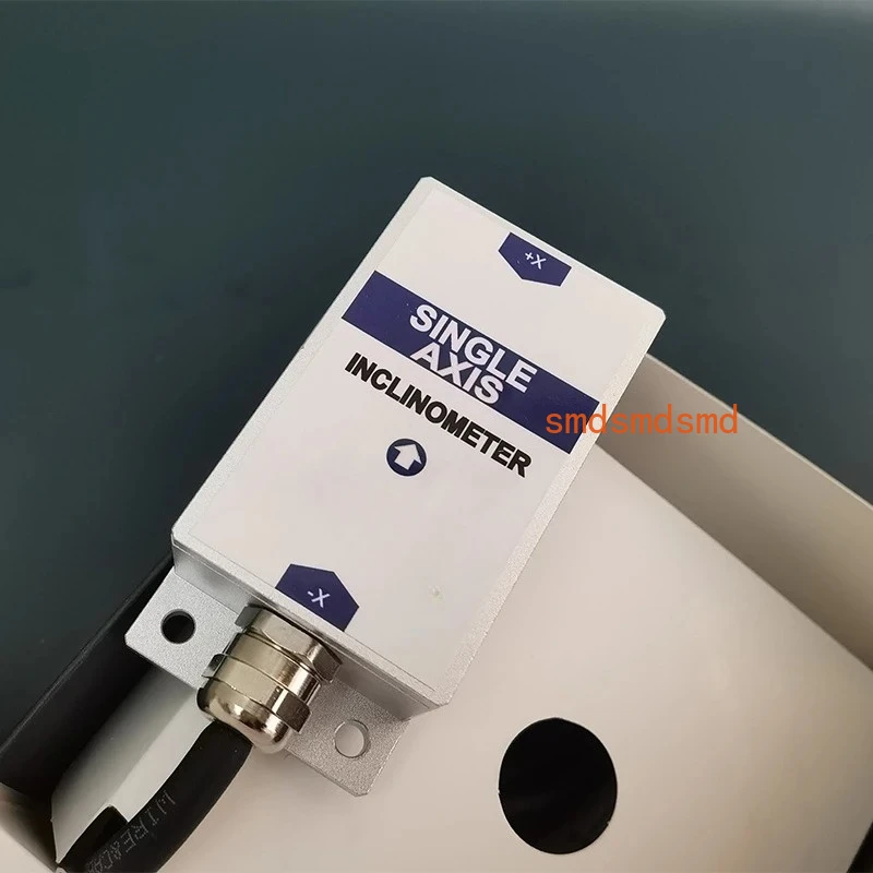 BWK210 BWK218 Tilt Angle Sensor Single Axis Inclinometer with Accuracy 0.2 Degree Resolution 0.02 Degree / 0-5V 0-10V