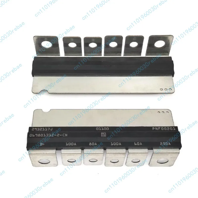 Accessories 1pcs large fuse multi-way fuse assembly 06980131z-2-cn