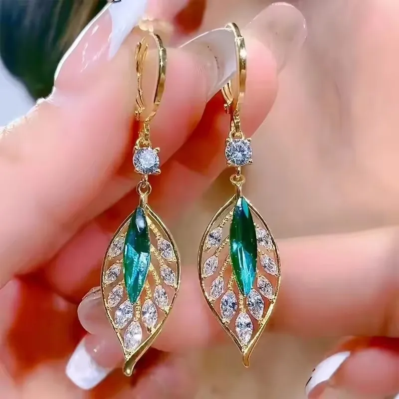 Green Crystal Golden Leaves Earrings for Women Long Wavy Fringe Earrings Long Hanging Earrings Fish-shaped Handmade Earrings Set