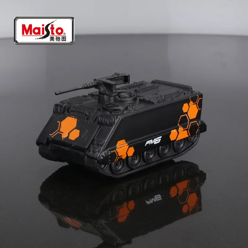 Maisto Tank Armored AFV Model Replika Wystrój wnętrza biura w domu Skala Miniaturowa kolekcja sztuki Prezent Chłopiec Zabawka