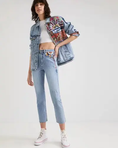 Imagen 2 del producto Vaqueros elásticos para mujer, jeans con borde crudo bordado, único, español, original, Comercio Exterior, nuevo