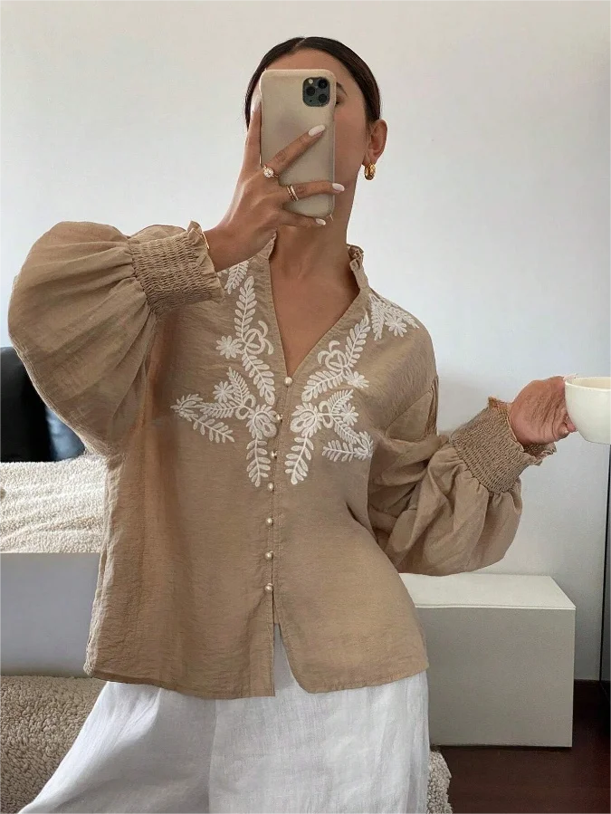 

2025 Plus-Size Summer Blouse – Lightweight, Loose-Fitting, Boho-Chic Shirt with Notched Collar, Lace Panels, and Embroidered Flo