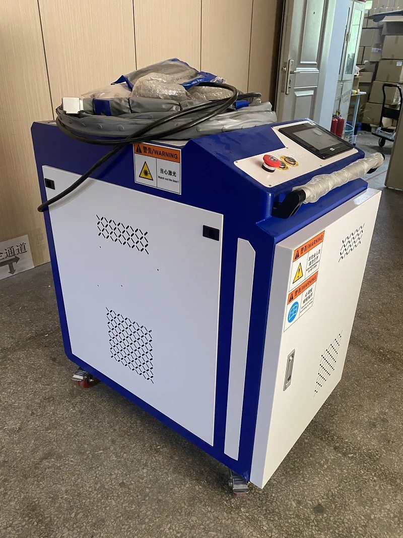 Hot China Handheld 1500W Metal Surface Rust Paint Stripping System Oxide Painting Coating Laser Cleaning Machine