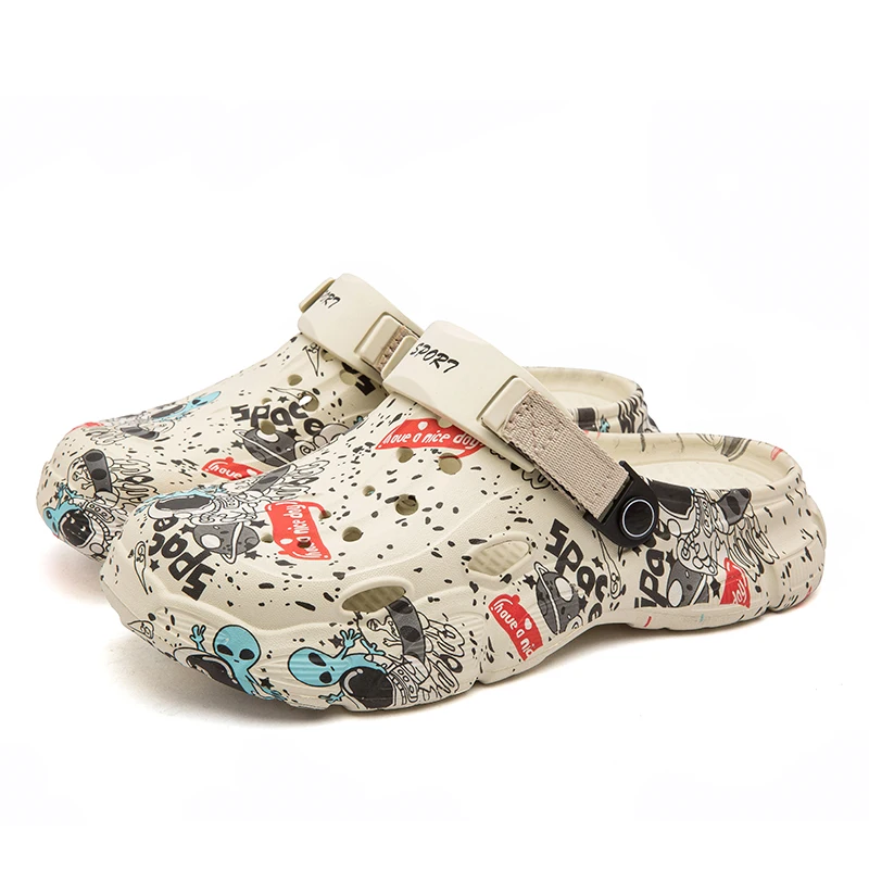 Men's Outdoor Clogs with Soft Soles, Dual-Use Outdoor Sandals, Non-Slip, Anti-Odor, Closed-Toe Beach Slippers
