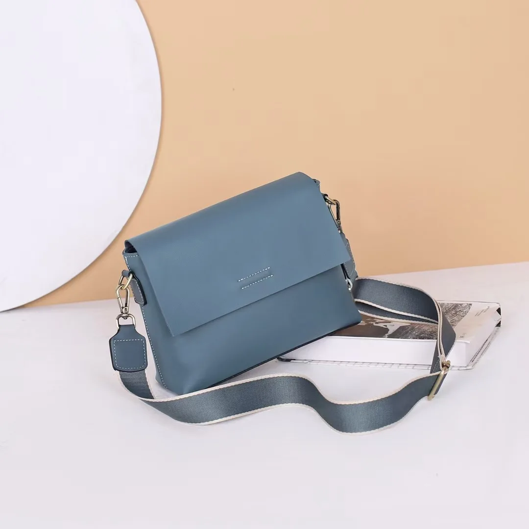 Women\'s Cowhide Leather Handbag High Quality Large Capacity Soft Leather Envelope Bag Crossbody Bag Fashion Ladies Commuter Bag