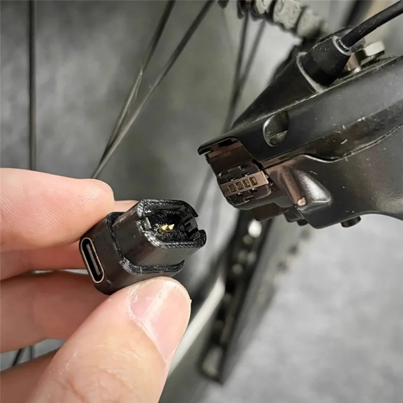 

For SHIMANO EW-EC300 Di2 Electric Bicycle Battery Charger 9270 9250 8170 8150 7170 Di2 4-Pin To Type-C Adapter
