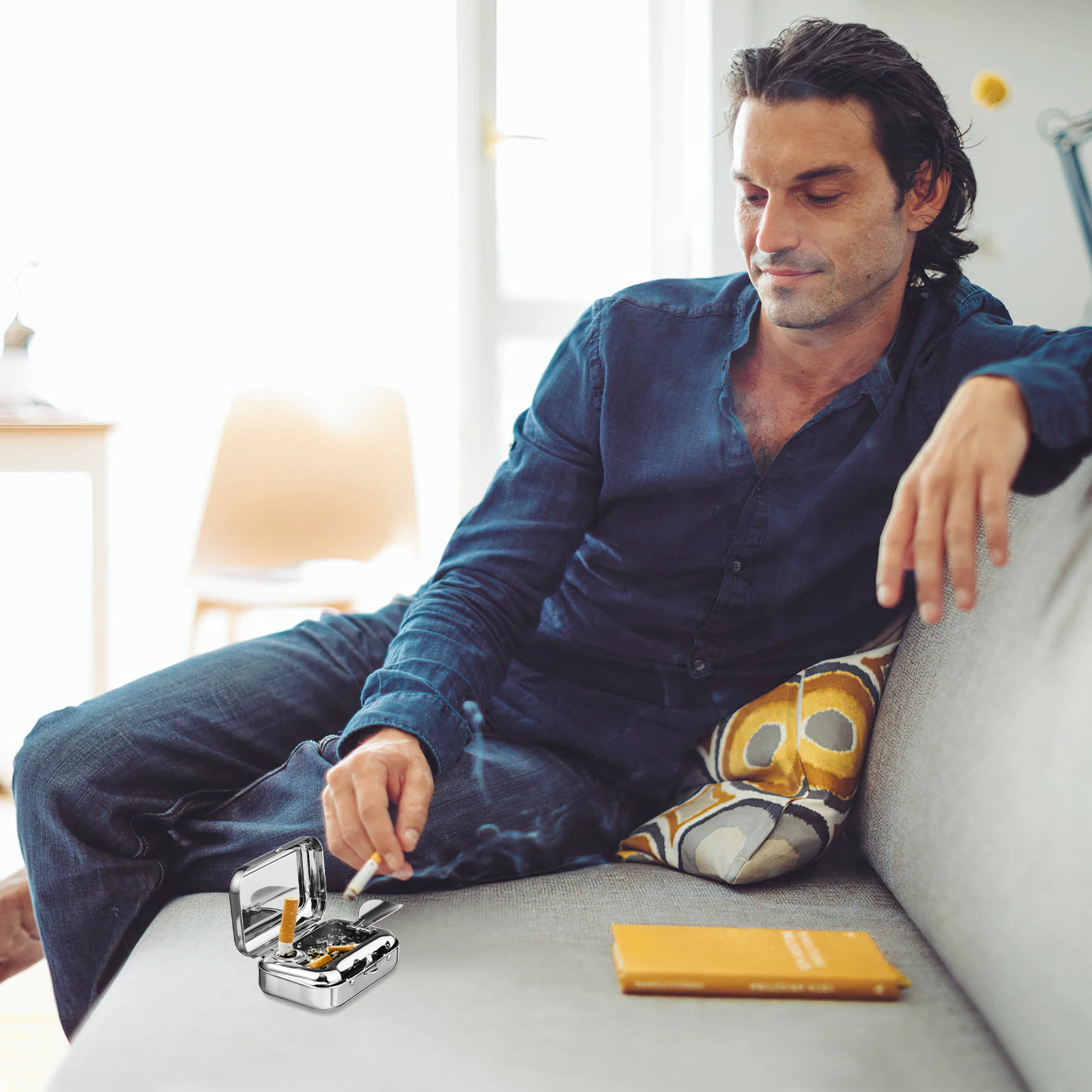 

Portable Stainless Steel Ashtray Lid Home Office Windproof Travel Cigarette Storage Clean Tidy Practical Gift Outdoor Metal