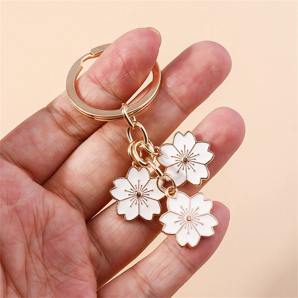 Cute Sakura Keychain Trendy Flower Tassel Pendant Simple Metal Keyring Girls Handbag Ornament Car Key Chain Accessories