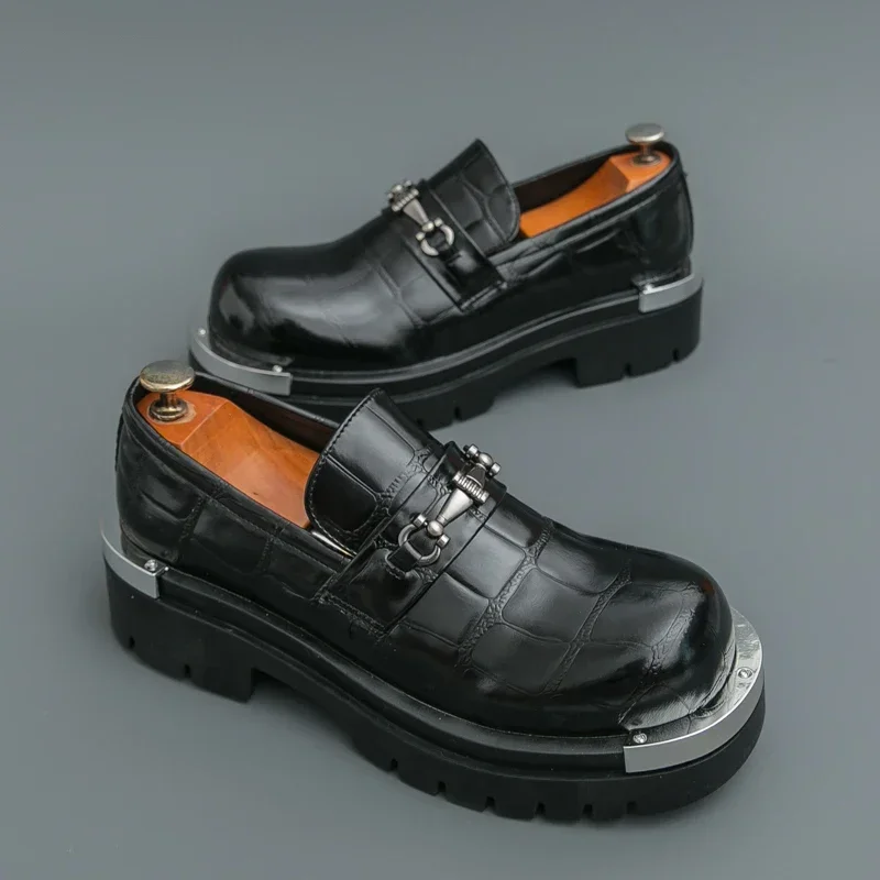 أحذية رجالية كلاسيكية كبيرة الحجم بنعل مكتنز من الجلد اللامع أحذية أوكسفورد كاجوال على الموضة للرجال أحذية لزيادة الارتفاع
