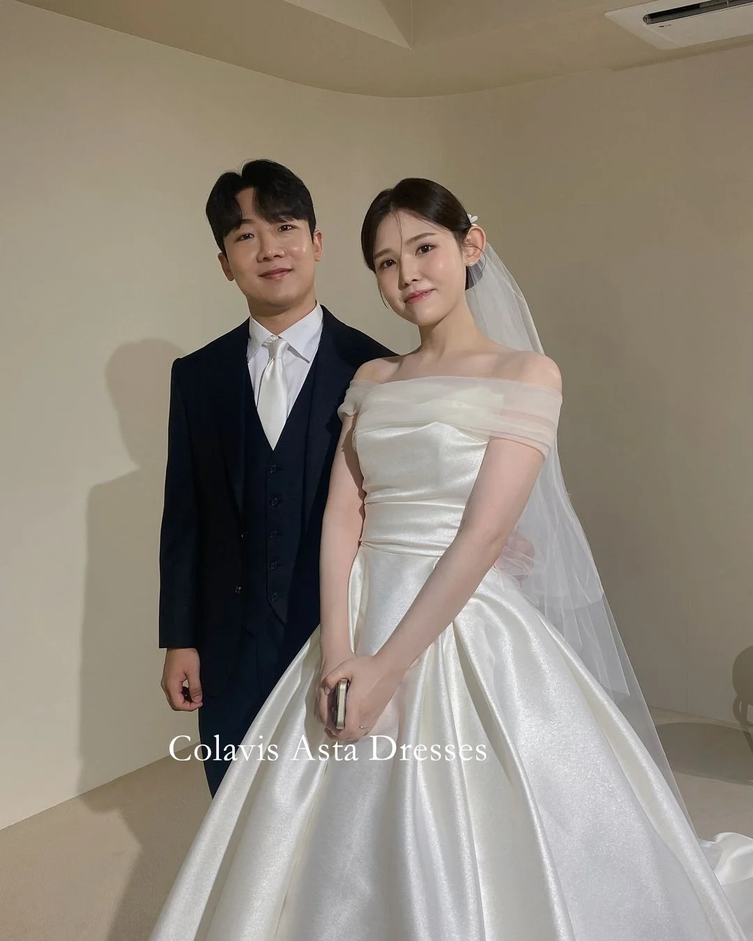 Customized Korea Style Off Shoulder Garden Ball Gown Satin Wedding Dresses  프롬드레스 Puff Sleeves  Elegant Bride Growns Party Women