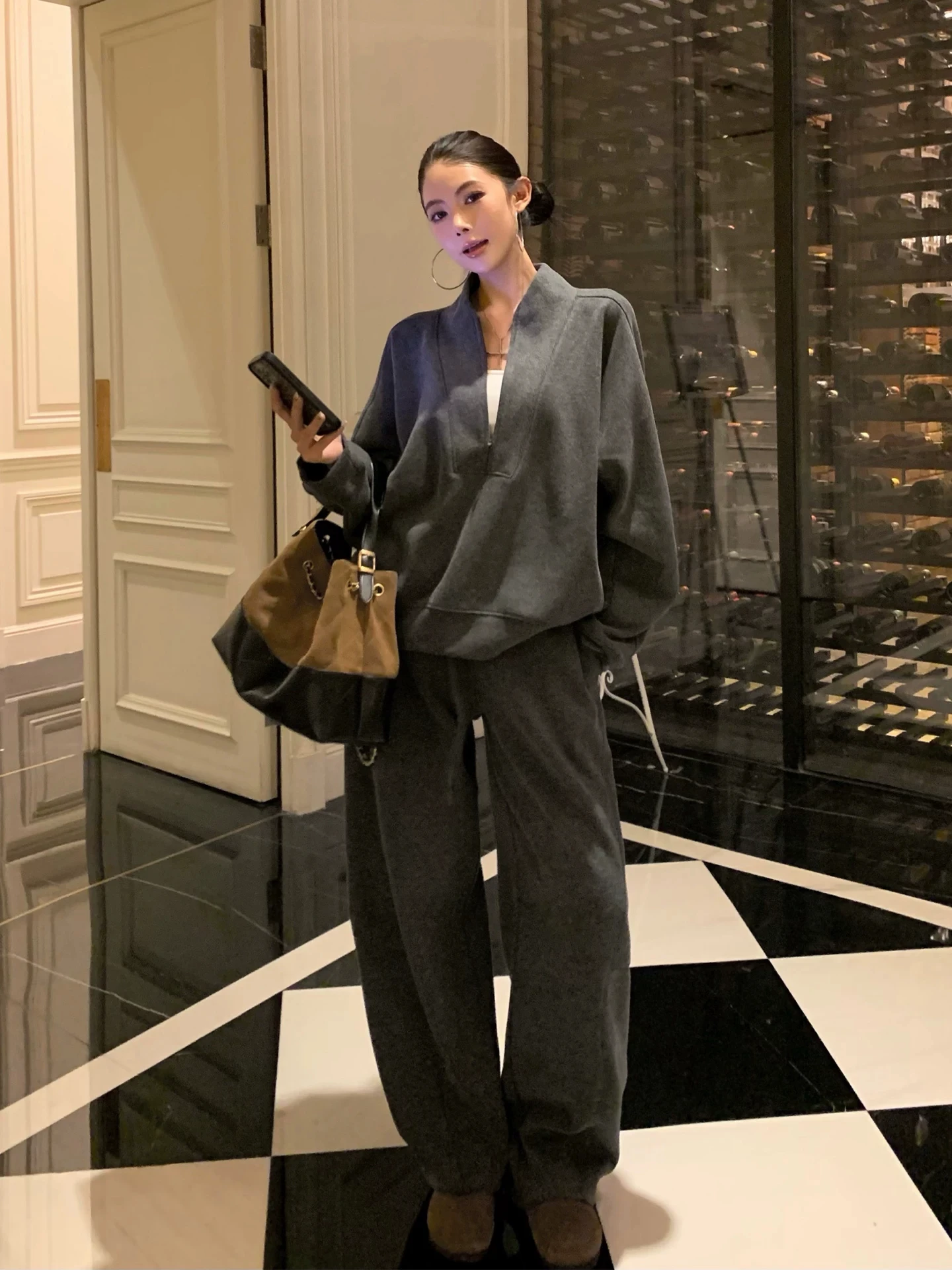 Fashionable Two-Piece Set Women's Autumn Winter Wide Leg Pants Sweatshirt Old Money Style Elegant And Suitable for Casual Wear