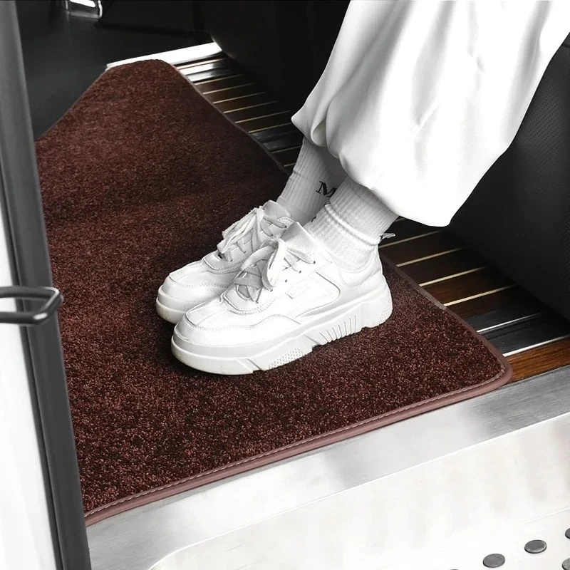 For Toyota Alphard Vellfire 30 Series 1Pcs Car Second Row Foot Mats Dirt Resistant and Durable Hennessy Blanket Floor Carpets