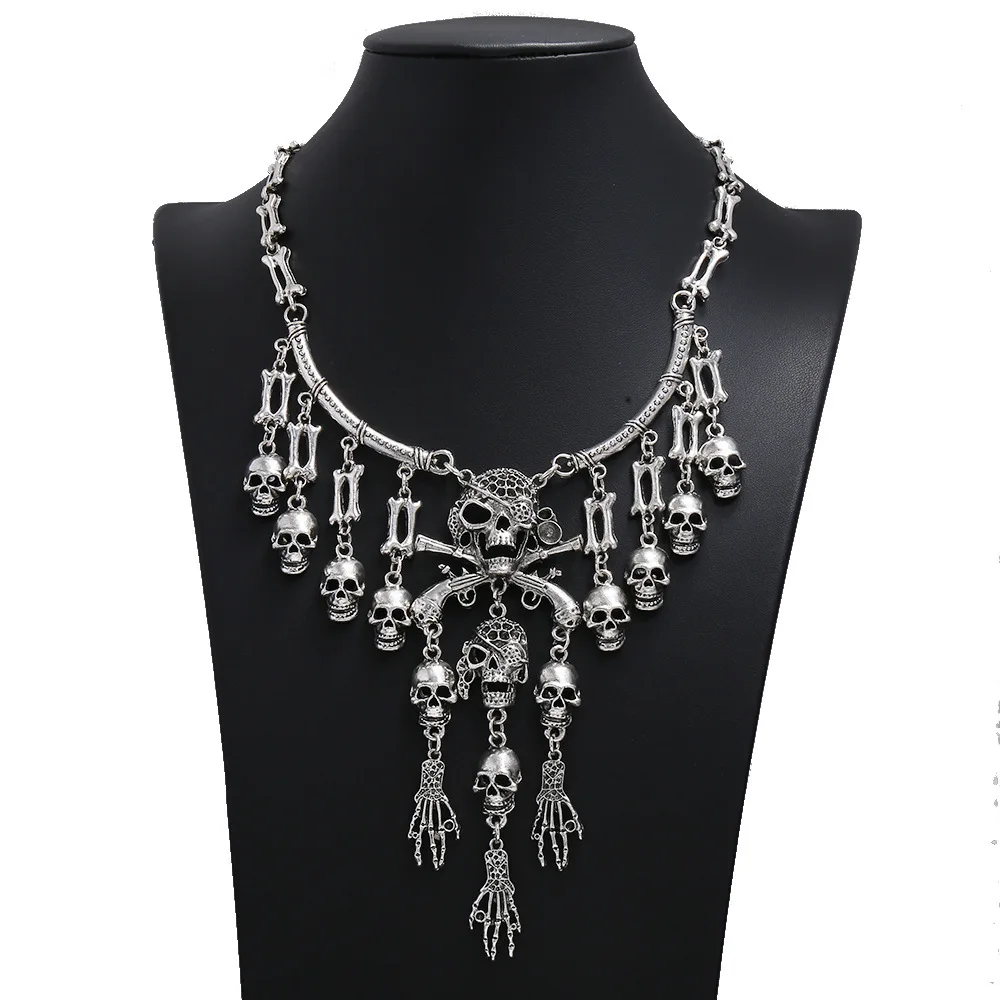 Halloween Accessories  Exaggeration Skeleton Charms Choker Retro Metal Pendants Necklaces horro Skull Bones Clavicle Chain Gifts