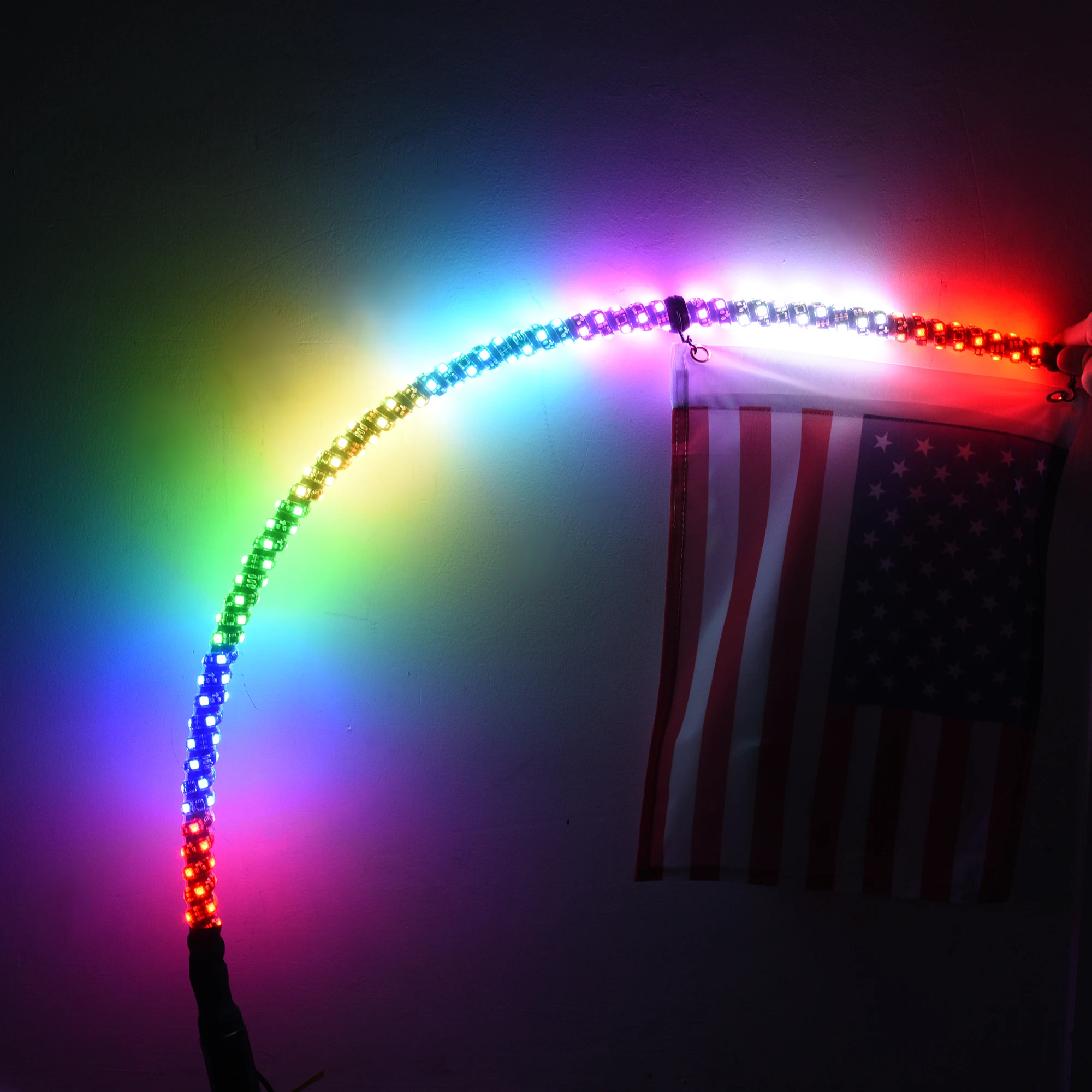 MICTUNING 4FT LED 채찍 빛 블루투스 App 제어 나선형 구부릴 수 있는 RGB+IC 오프로드 트럭용 컬러 안테나 채찍을 쫓는