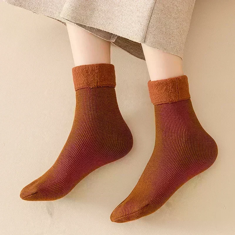 Calcetines térmicos de terciopelo suave para hombre y mujer, medias cálidas y gruesas de Cachemira para el suelo, botas de nieve, para dormir, para el hogar, Invierno