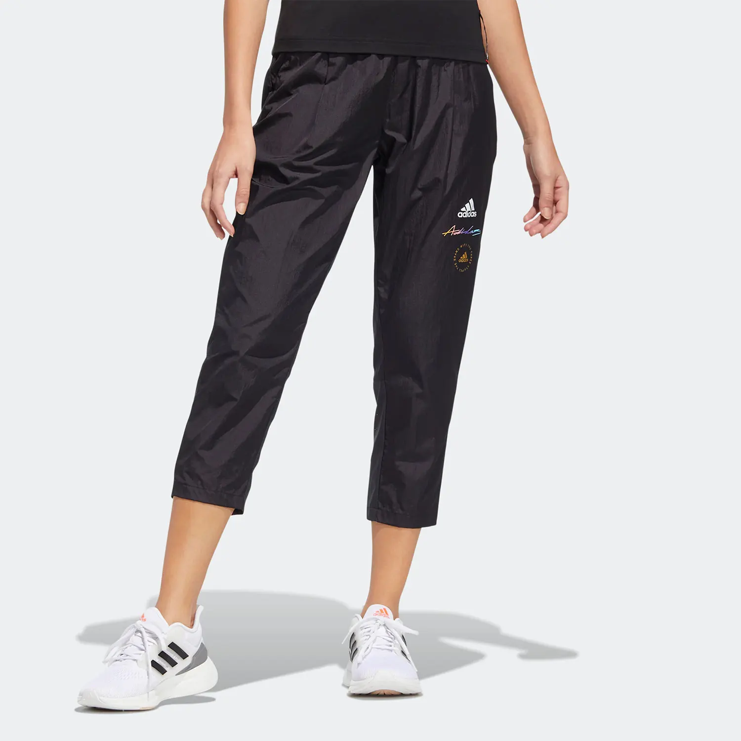 

Официальные оригинальные сезонные новые тренировочные женские спортивные капри Adidas HE9958