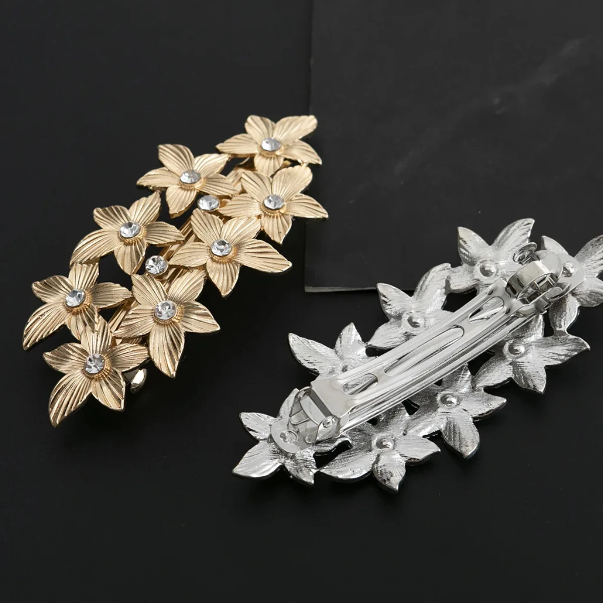 New Alloy Vintage Clip Feather Leaf Shape Barrette Metal Hairpins For Women Lady Headwear Hair Accessories