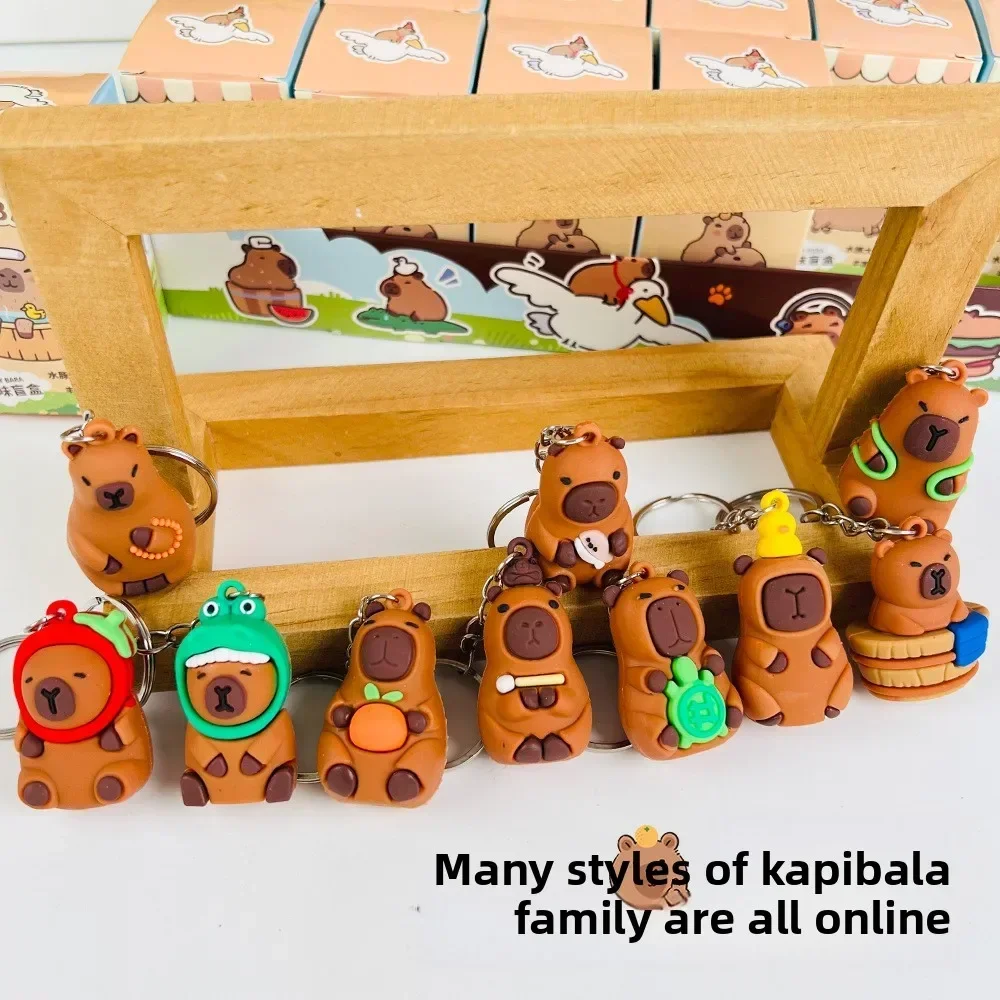 在庫あり 24個 カピバラ ブラインドボックス キーホルダー 可愛い鼻水クマ フィギュア ミステリーボックス ドール ペンダント 卸売 バッグ リュックサック デコレーション