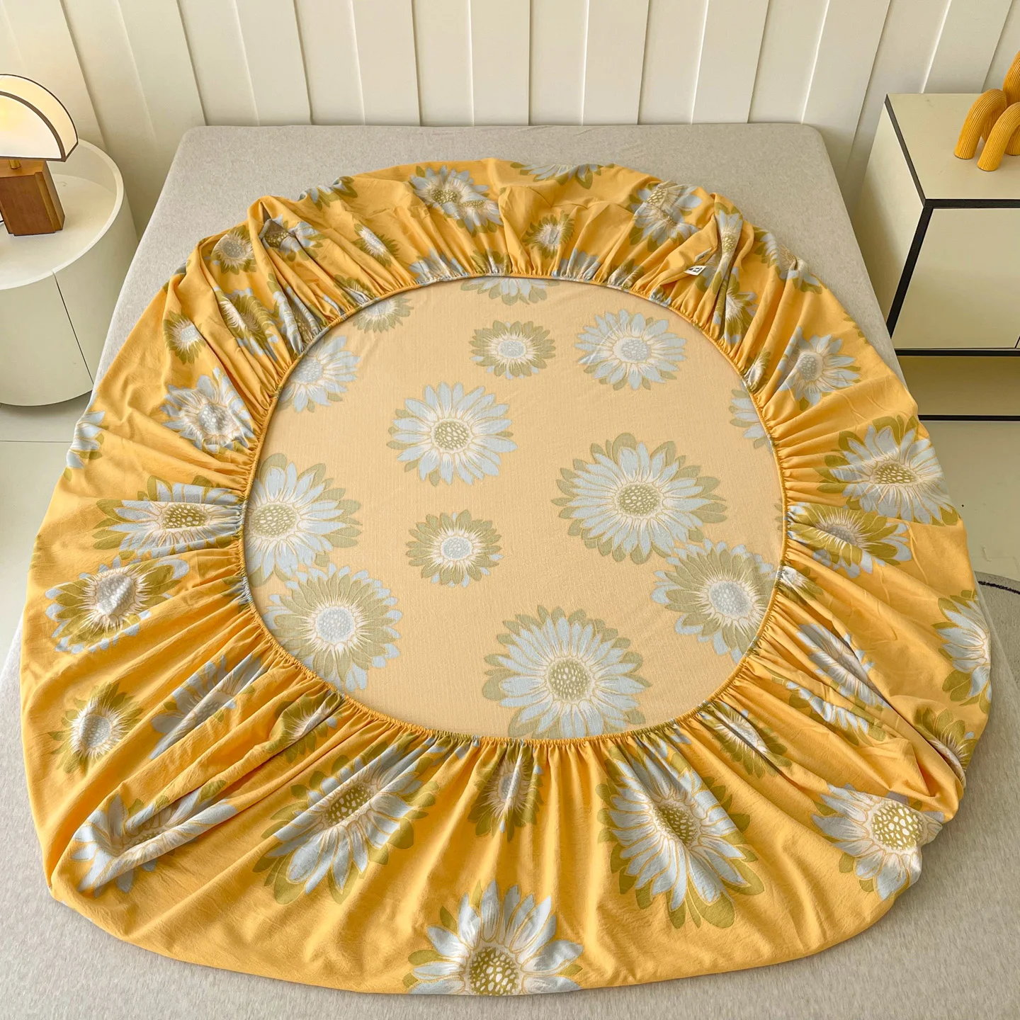 ملاءة من القطن المغسول مع أشرطة مرنة، غطاء مرتبة قابل للتعديل غير قابل للانزلاق، مطبوع من القطن الخالص لـ Double King Queen