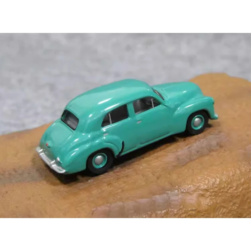 Road Ragers Diecast Alloy 1:87 Escala Holden 1948 FX Sedan Modelo de carro Display Adulto Coleção clássica Ornamento Presente