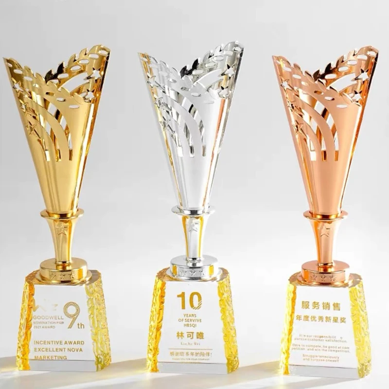 Customized Metal Trophy Crystal Base Trophies, Football Souvenir High-Grade Excellent Staff's Anniversary Award, Home Decor, 1Pc