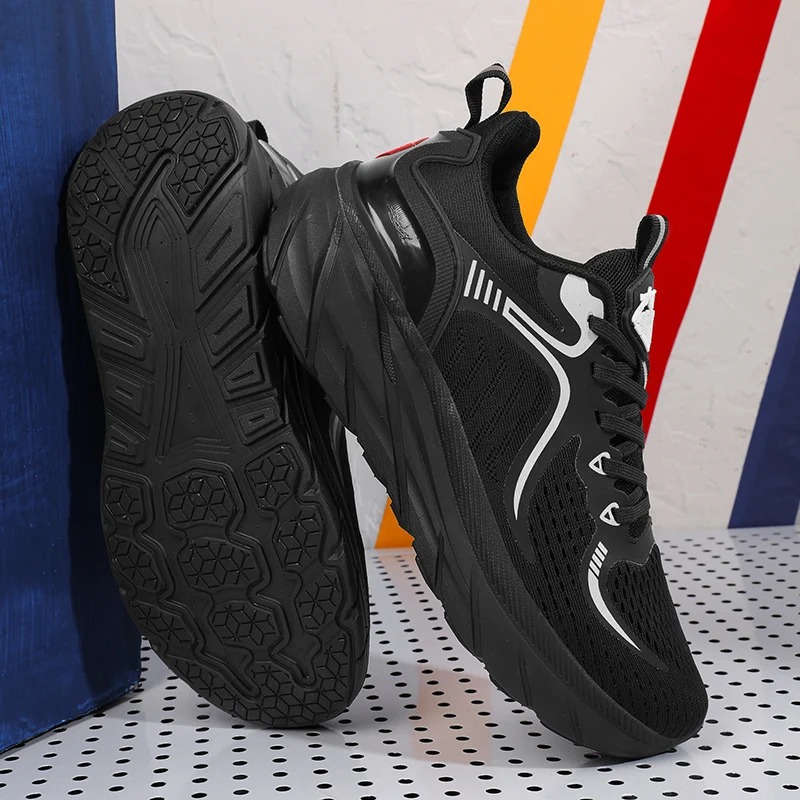 

New Low Cut Breathable Versatile Sports Shoes Lace Up Comfortable Non Slip Lightweight Running Shoes Sizes 36-45 for Men Women