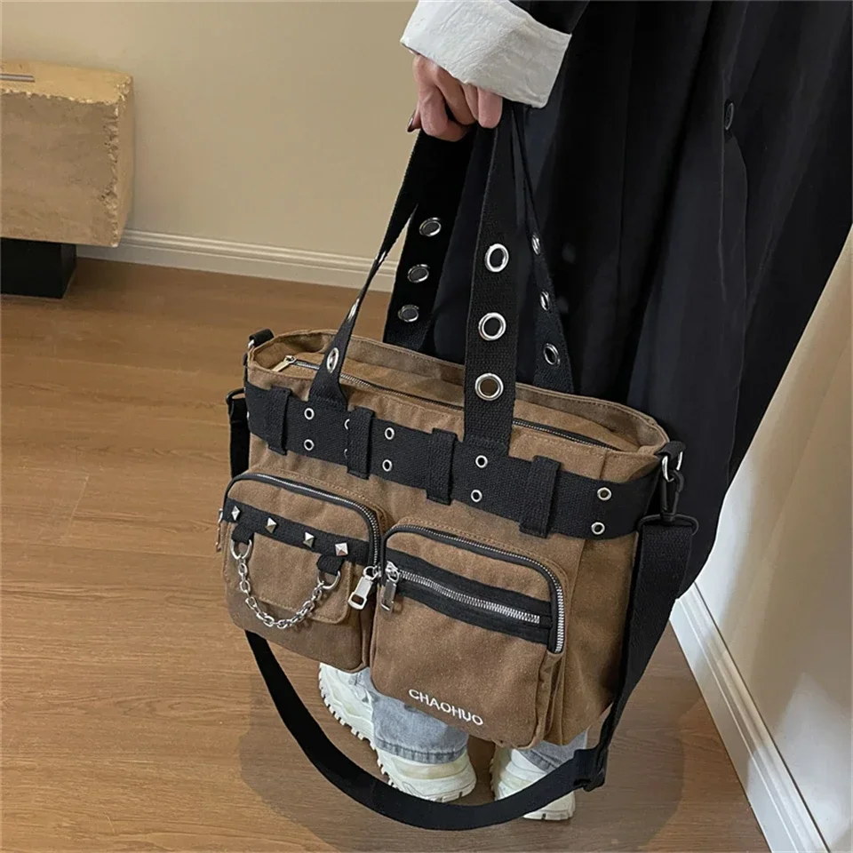 Women Rivet Crossbody Bag with Chain Canvas Gothic Satchel Bag Zipper Closure Punk Style Sling Bag Rock Girls Daily Bag