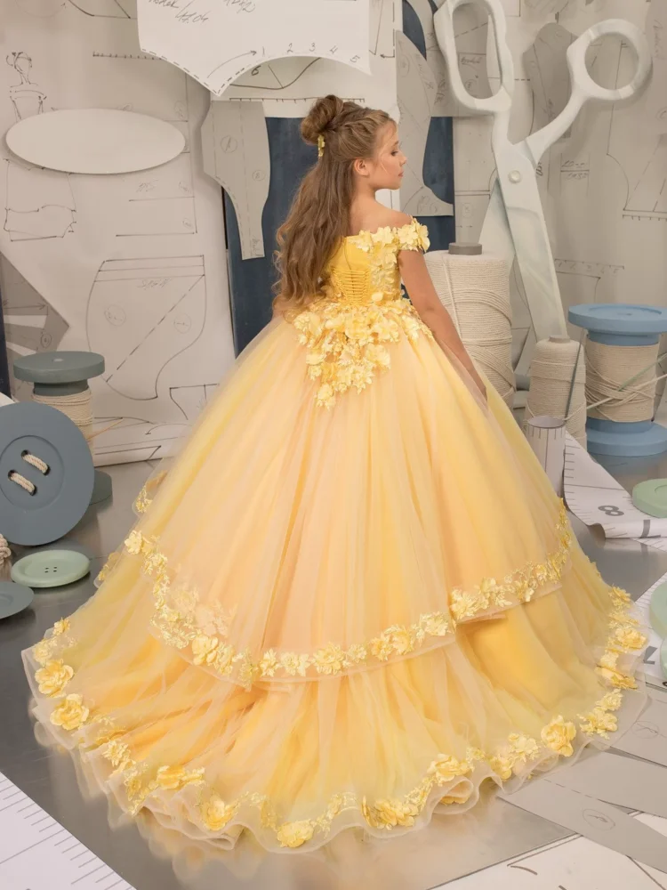 Customized Yellow Flower Girl Dresses Tulle Tiered Appliques With Tailing Sleeveless For Wedding Birthday Party Banquet Gown