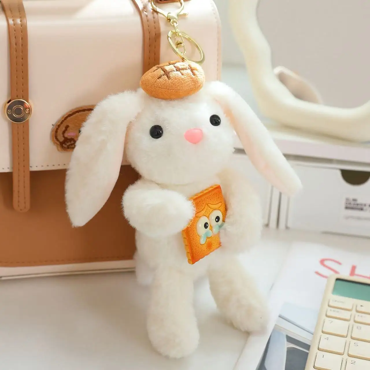 Jellecat's nieuwste hangende oorkonijnrugzakhanger gevuld met knuffels, beeldjes, cartoonanime, schattige cadeaus en leuke pop