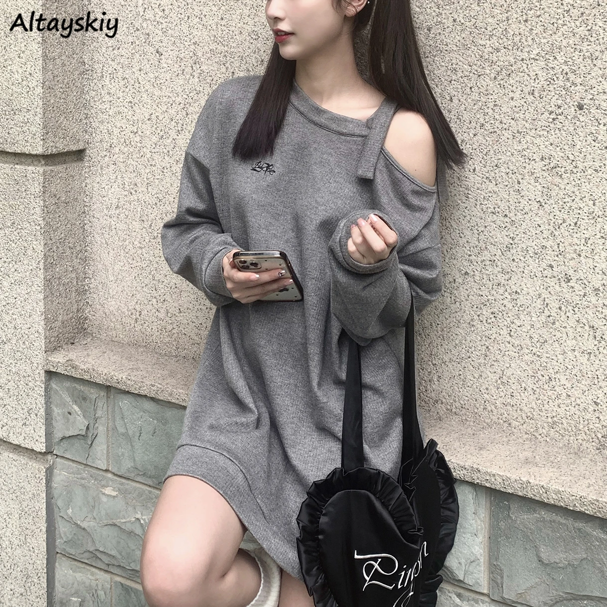 

Women Hoodies Off Shoulder Hip Hop Embroidery Lace-up Hot Girls Loose Tops Solid Y2K Designed Long Sleeve Sweatshirts Stylish