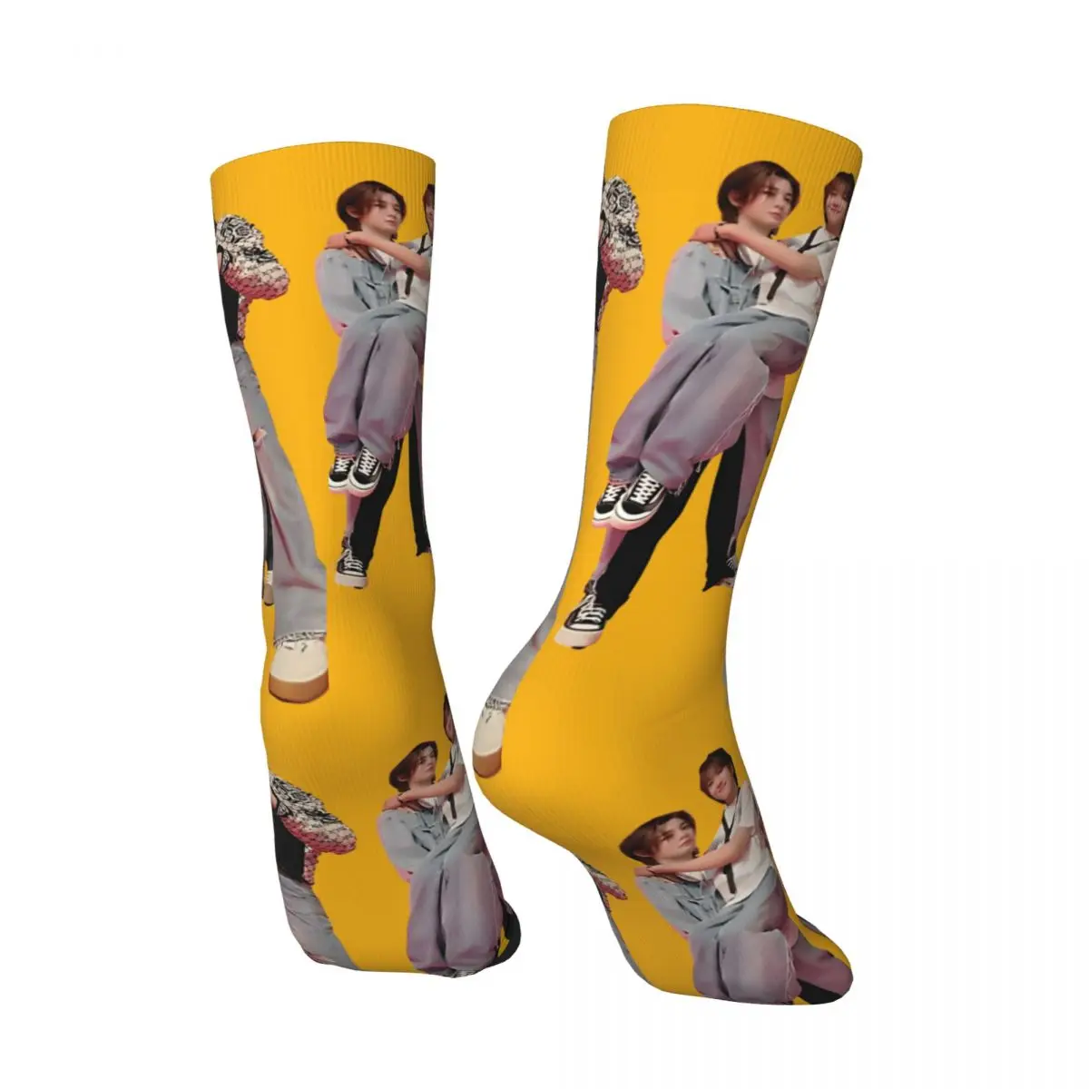 Crazy compression Boy Door KPOP Sock for Men Vintage BOYNEXTDOOR Seamless Pattern Crew Sock Novelty