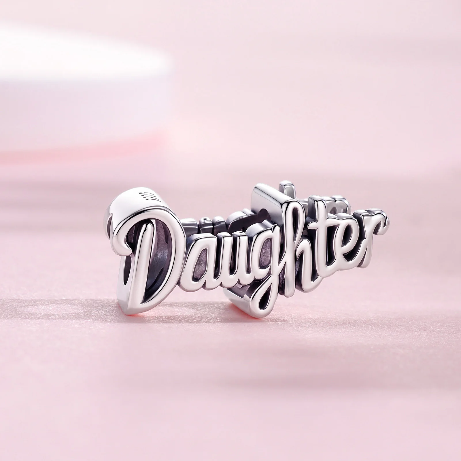 New 925 Sterling Silver Charms Family Series Handwritten 'Daughter' Bead Fit Original Bracelet DIY Jewelry Outfit Gift For Women