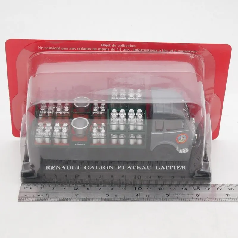 

Diecast Ixo 1:43 Scale Renault Galion 1963 Truck Milk Transporter Alloy Car Model