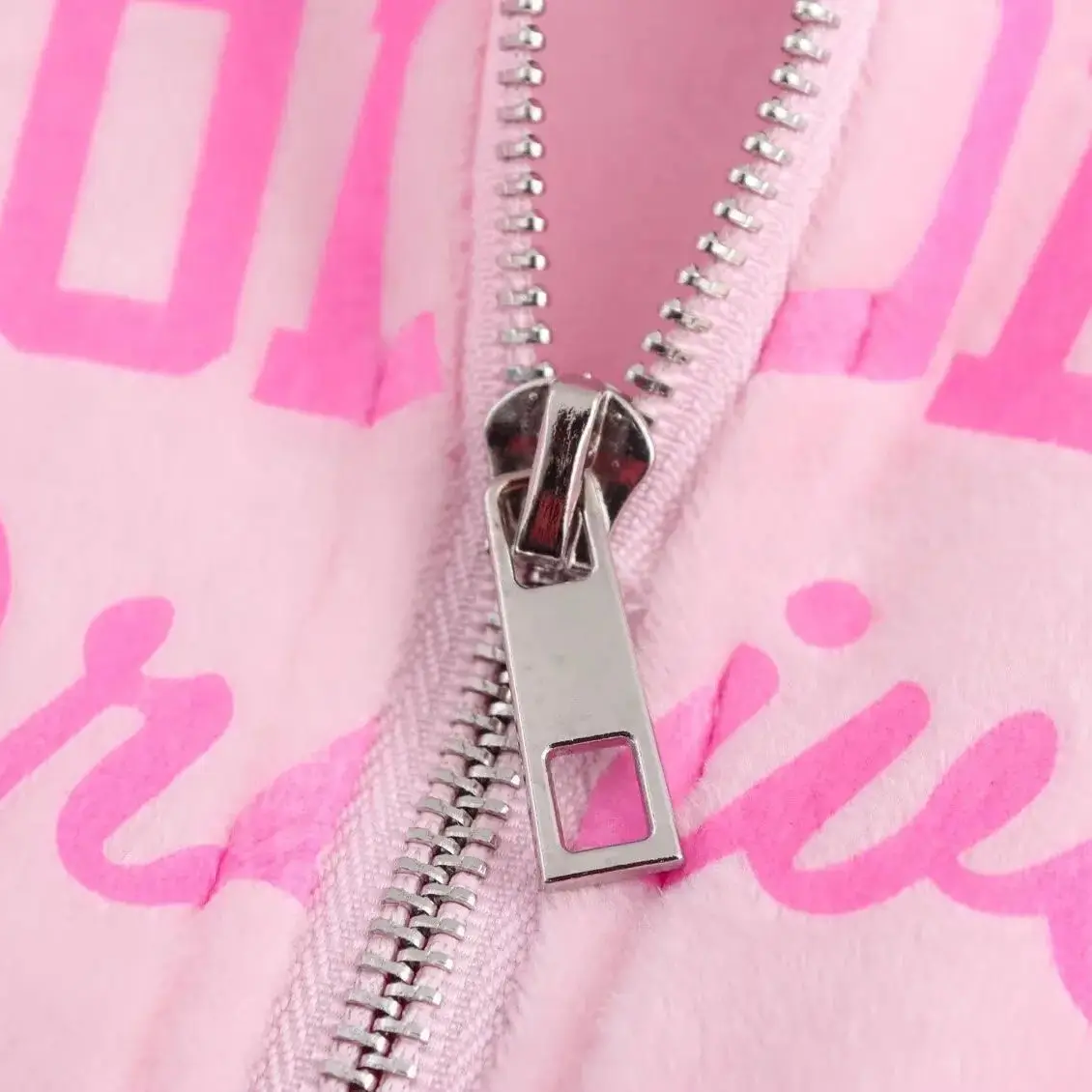 - Chaqueta deportiva con capucha para mujer, pantalón, traje, con letras estampadas, manga larga, bolsillos con cremallera, chaqueta, pantalones acampanados ajustados con cordones, conjunto nuevo de primavera