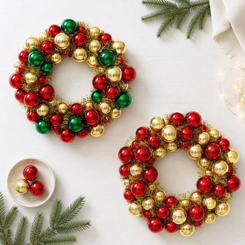 Red Green Gold Christmas Ball Christmas Wreath Pendant, Creative Christmas Ornaments Door and Window Pendants