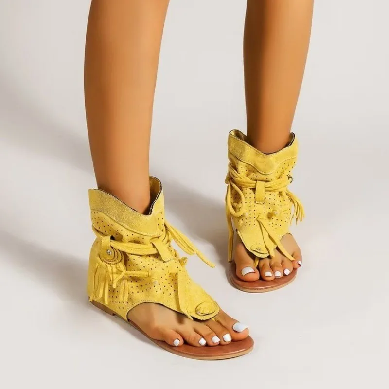 Sandalias planas tipo gladiador para mujer, botines con cordones hasta el tobillo, de gamuza sintética con flecos y borlas, perforadas, calzado informal de verano para vacaciones