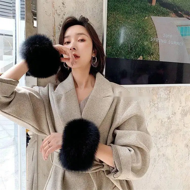 Winter 2025 100% Real Fox Fur Cuffs Genuine Ladies Warm Arm Cuff Sleeve Natural Fox Wrist Fashion Luxury Sleeves Women