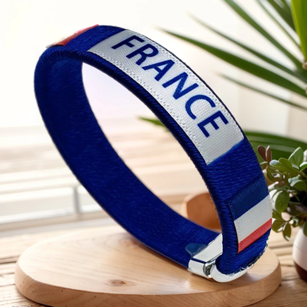 سوار العلم الوطني لمباراة ، سوار تذكاري بسوار معصم ، 65 قطر كرة القدم